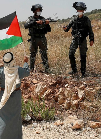 Israel Approves West Bank Land Registration to Boost Settlements